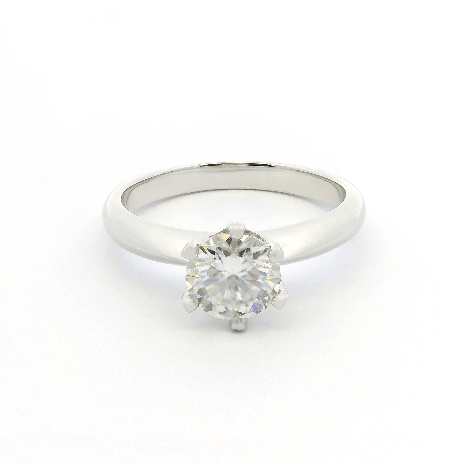 White Gold 1ct Round Moissanite Solitaire Dazzle Ring