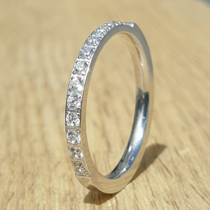 White Gold 2mm Half Glitz Ring