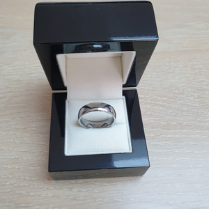 White Gold 6mm Wonder Ring