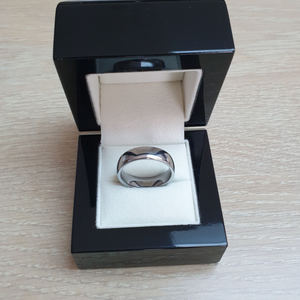 White Gold 8mm Wonder Ring