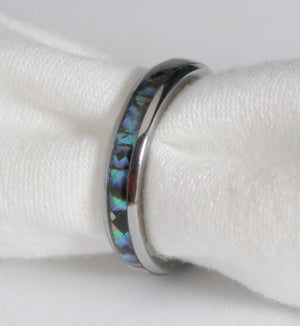 The Neptune 4mm Wonder Ring