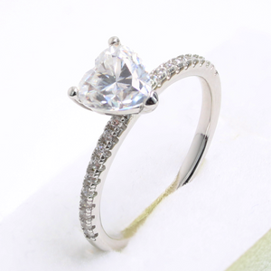 White Gold 1ct Heart Moissanite Slimline Dazzle Ring