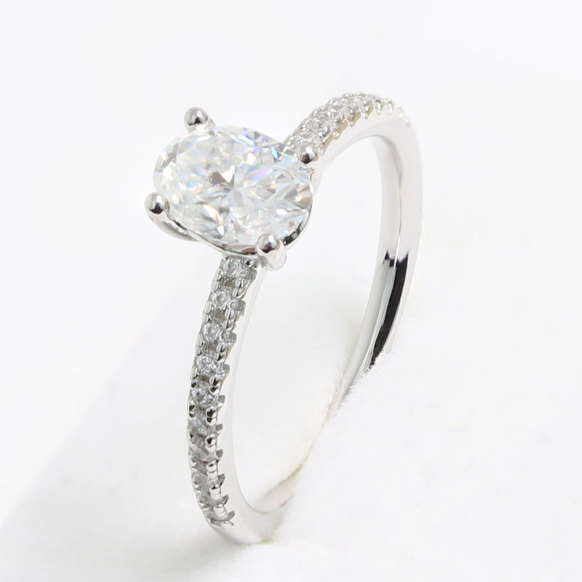 White Gold 1ct Oval Moissanite Slimline Dazzle Ring