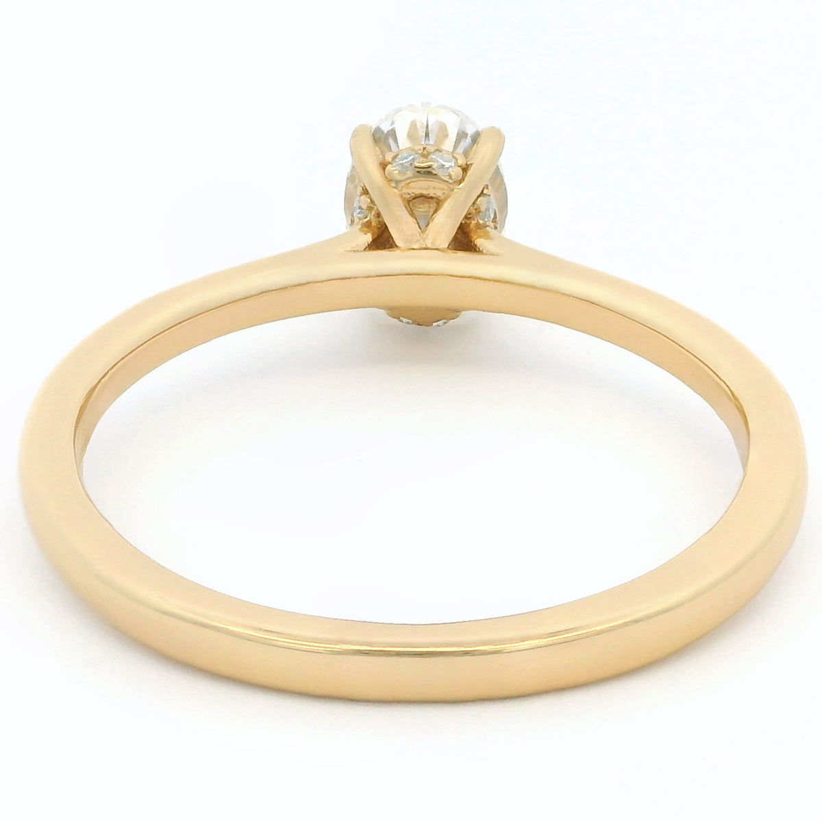 1ct Oval Moissanite Engagement Ring | 18K Gold Classic Dazzle Ring