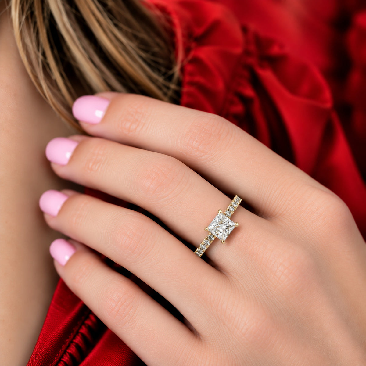 1ct Princess Cut Moissanite Engagement Ring | 18K Gold Side Stone Dazzle Ring