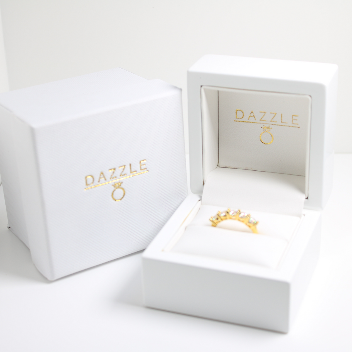 Gold 1.5ct Moissanite 5 Stone Dazzle Ring