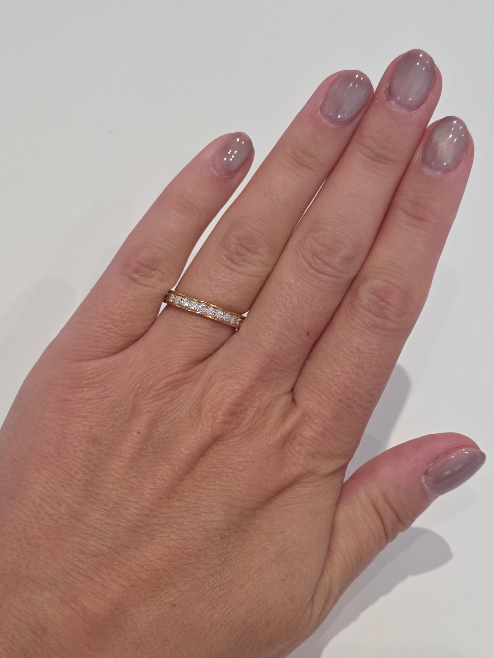 1ct Round Moissanite Full Eternity Ring | 18K Gold Dazzle Ring