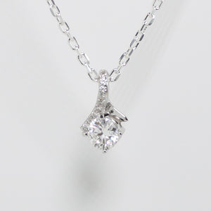 White Gold 1ct Moissanite Twist Silver Dazzle Pendant Necklace