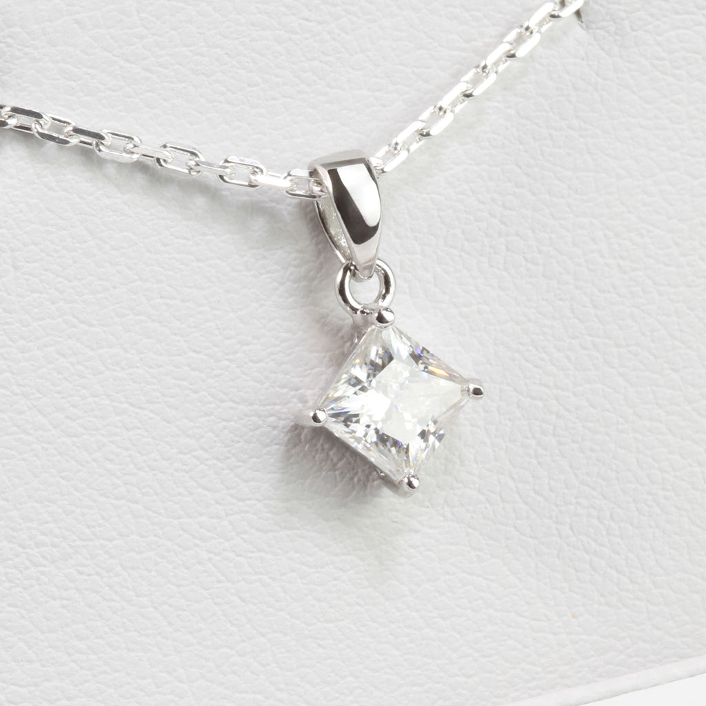 White Gold 1ct Diamond Moissanite Silver Dazzle Pendant Necklace