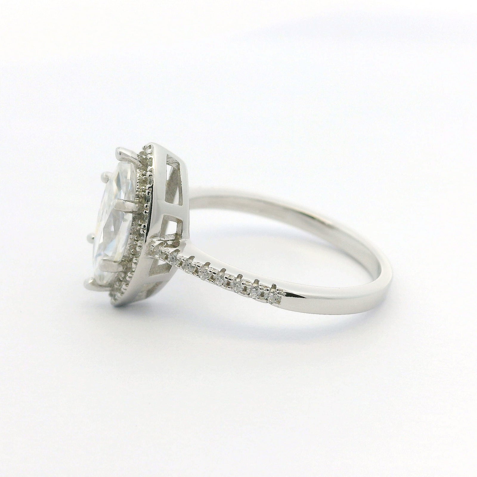 White Gold 1ct Marquise Moissanite Slimline Dazzle Ring