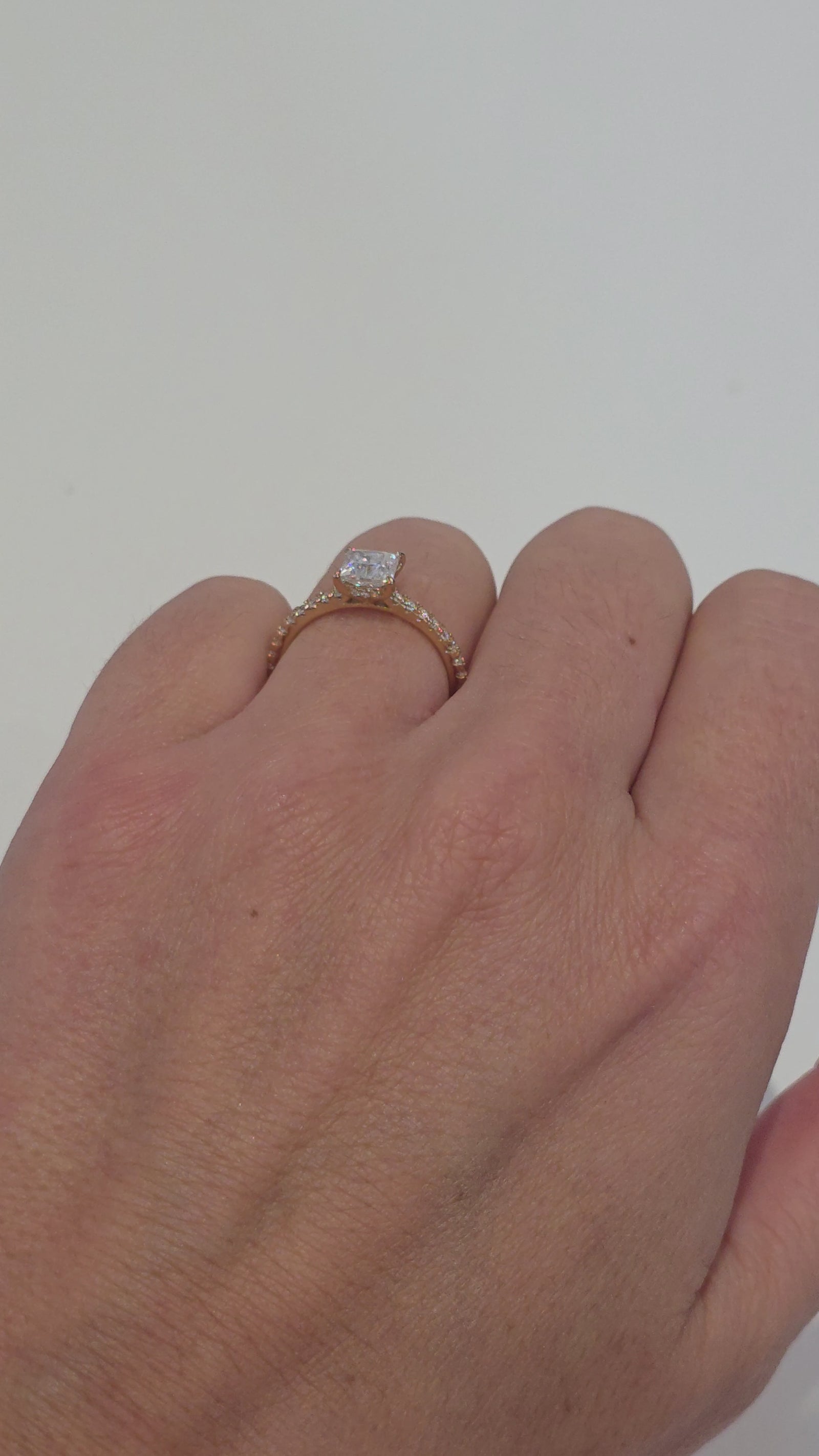 1ct Princess Cut Moissanite Engagement Ring | 18K Gold Side Stone Dazzle Ring