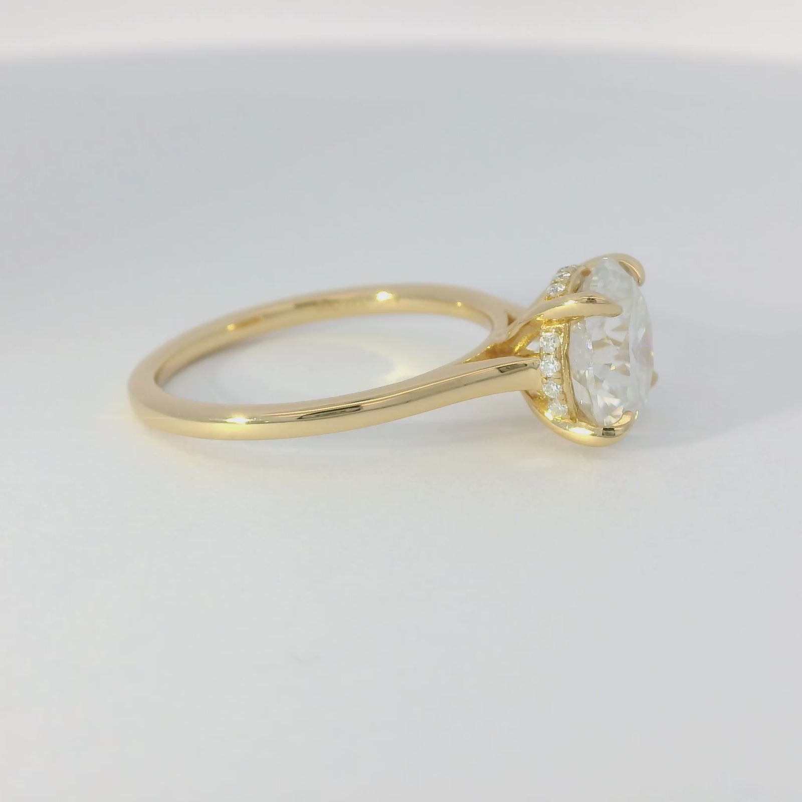 3ct Round Brilliant Moissanite Engagement Ring | 18K Gold Classic Dazzle Ring