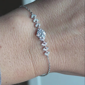 1ct White Gold Moissanite Six Leaf Silver Dazzle Bracelet
