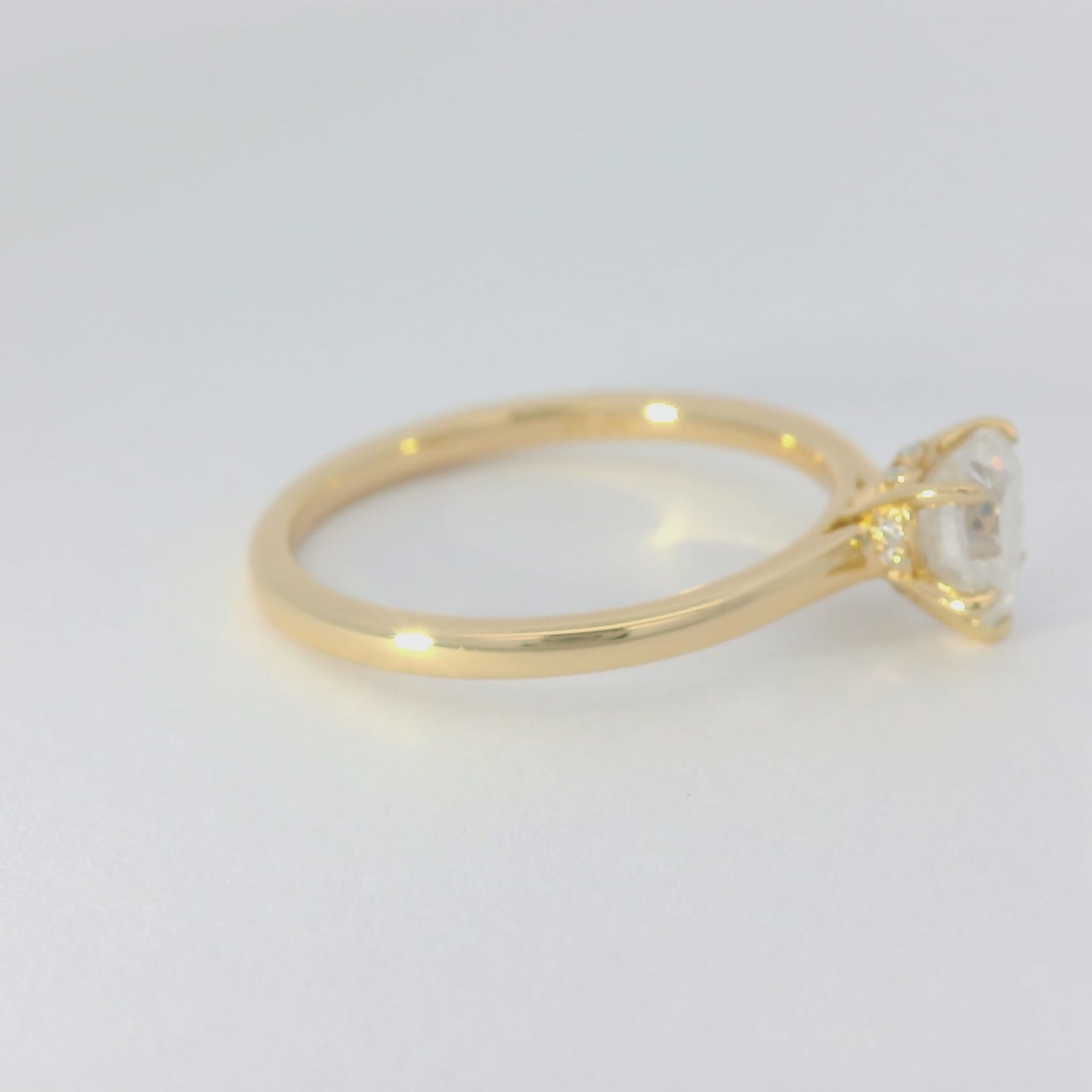 1ct Heart Moissanite Engagement Ring | 18K Gold Classic Dazzle Ring