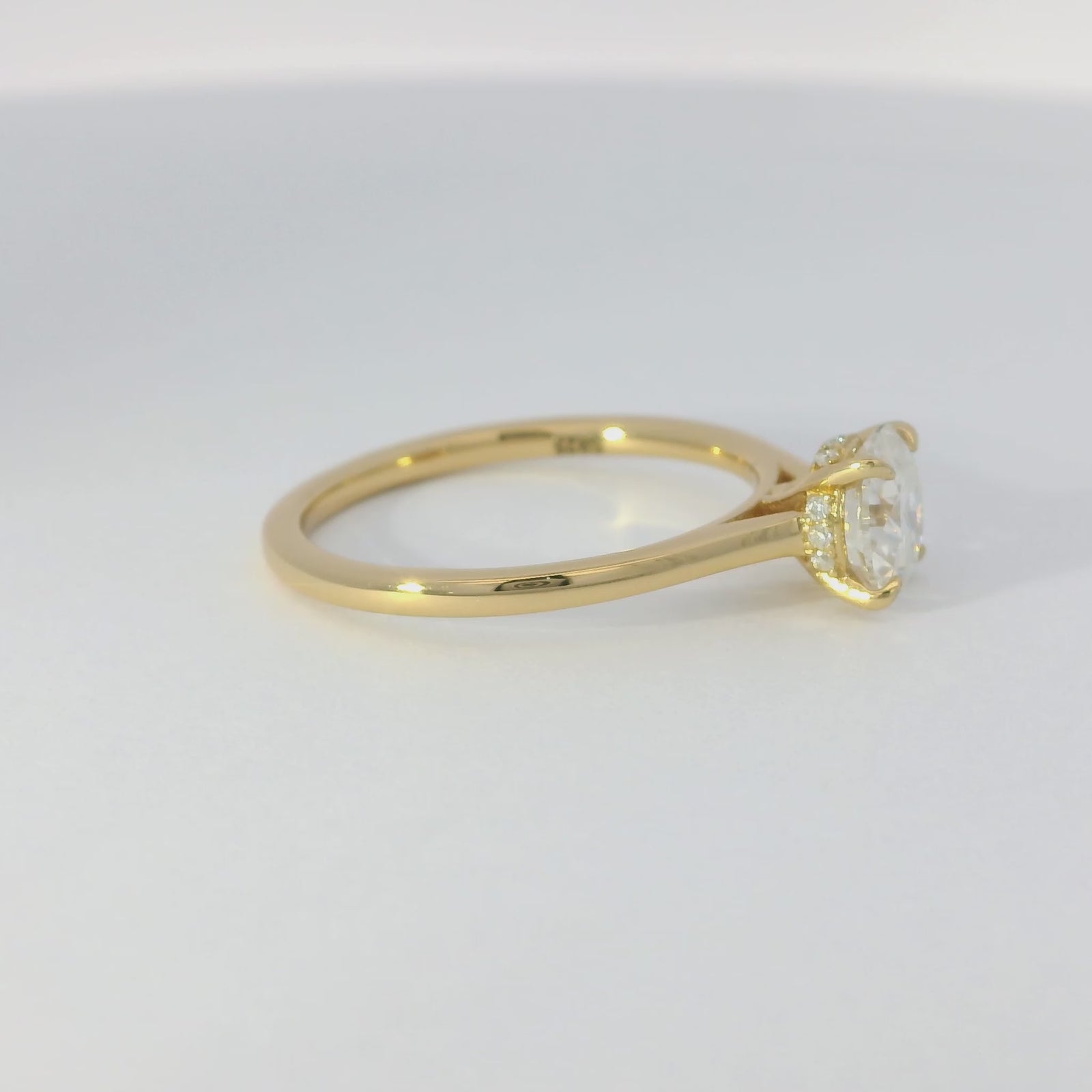 1ct Round Brilliant Moissanite Engagement Ring | 18K Gold Classic Dazzle Ring