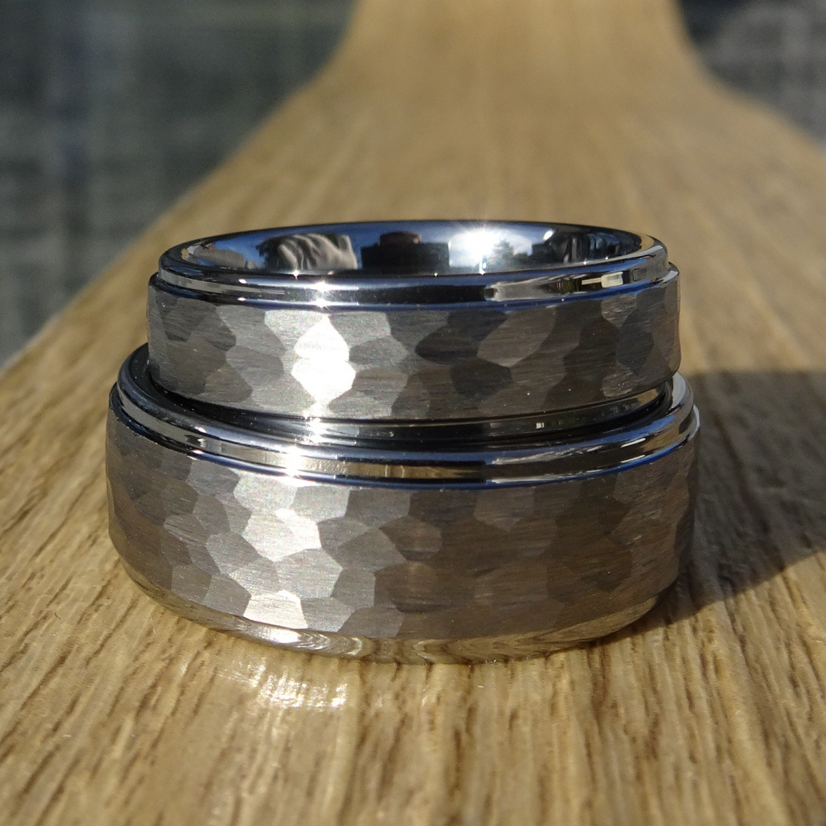 Matt Panelled Wonder Ring Set