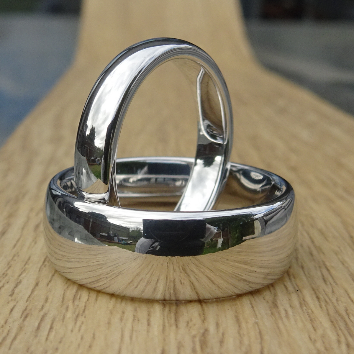 The White Gold Wonder Ring Set