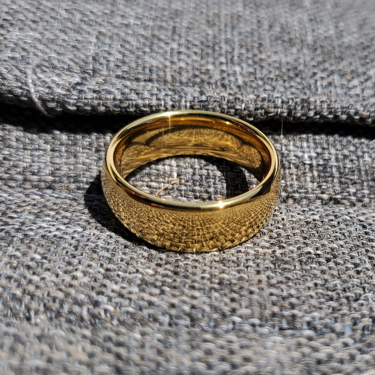 Gold 8mm Wonder Ring