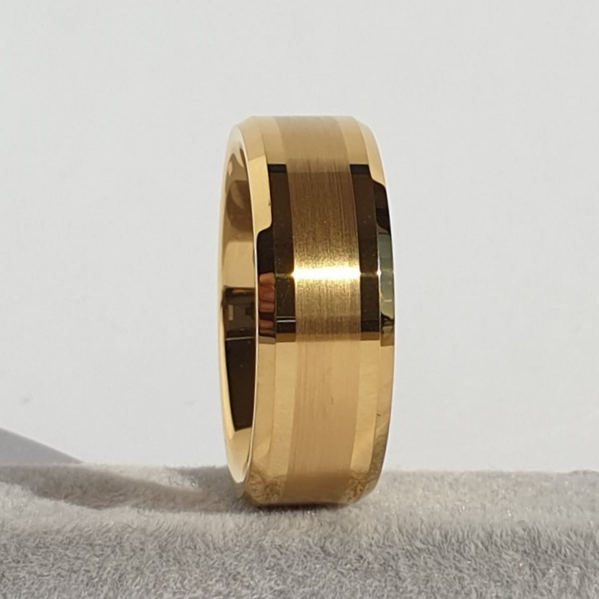 Gold Brushed 8mm Wonder Ring