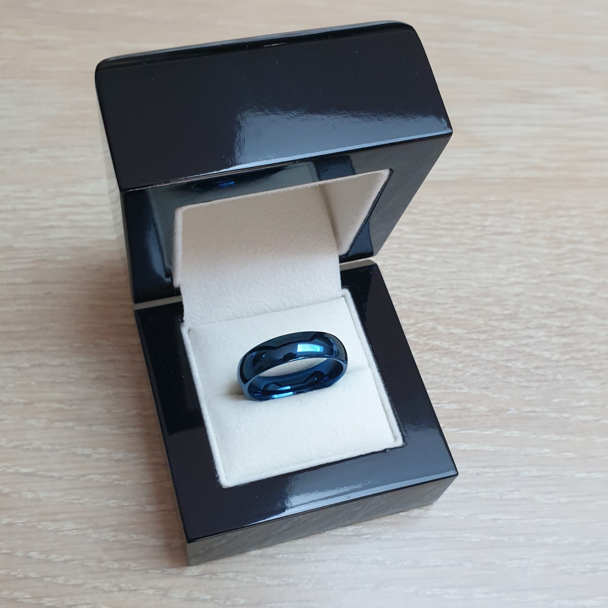 Blue 6mm Wonder Ring