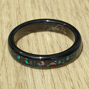 The Black Opal 4mm Wonder Ring