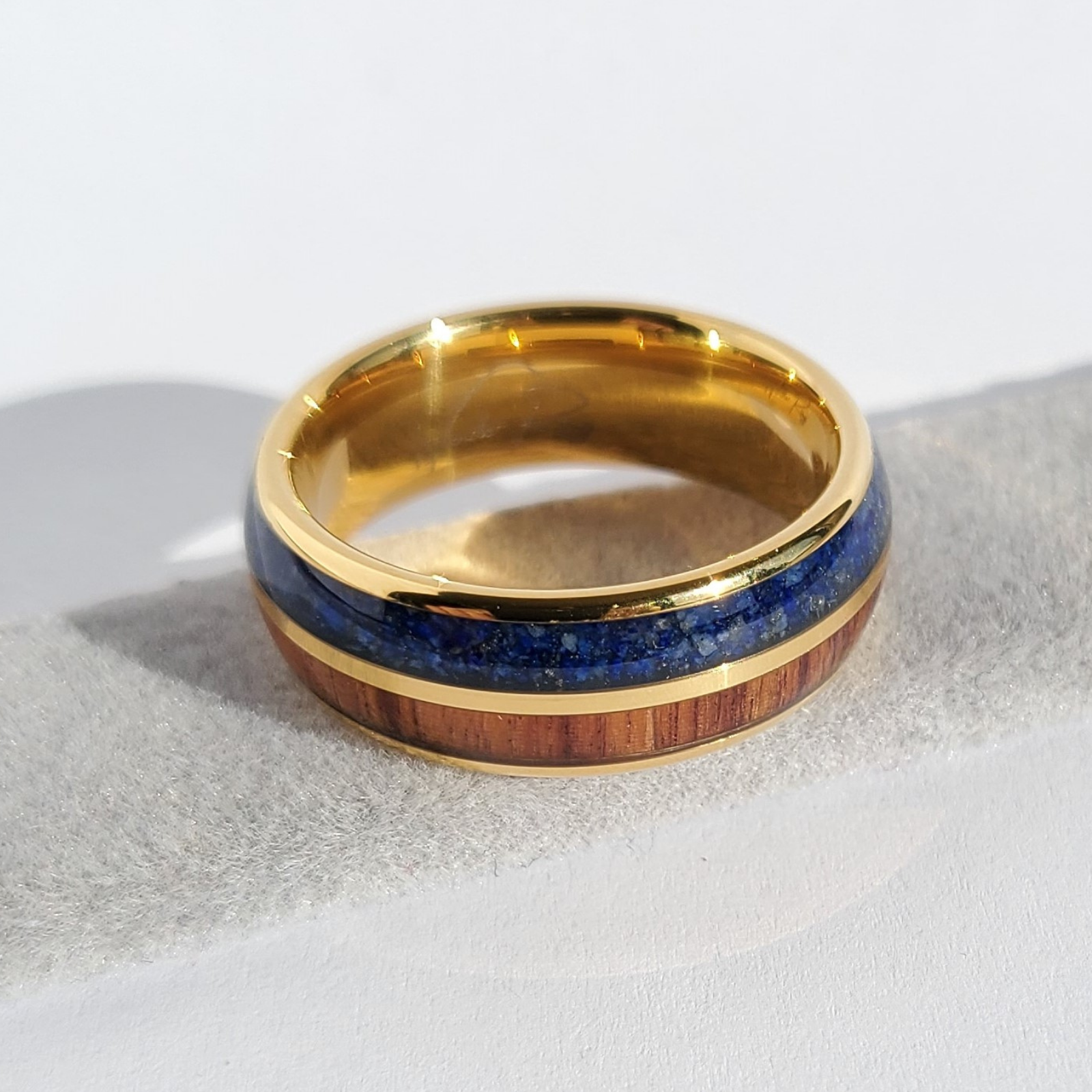 The Golden Blue Wonder Ring Set