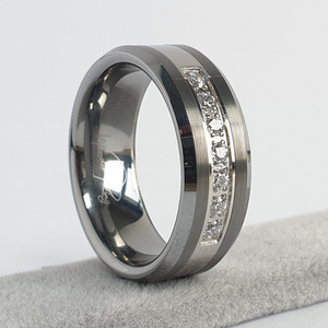 Seven Stone 8mm Wonder Ring