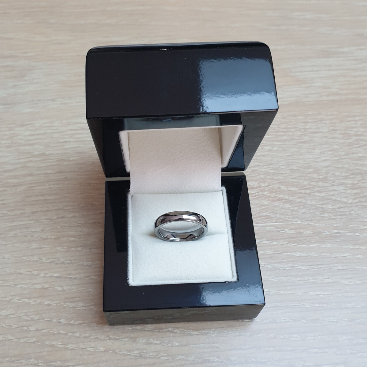 4mm White Gold Plated Tungsten Ladies Wedding Wonder Ring - Rock 