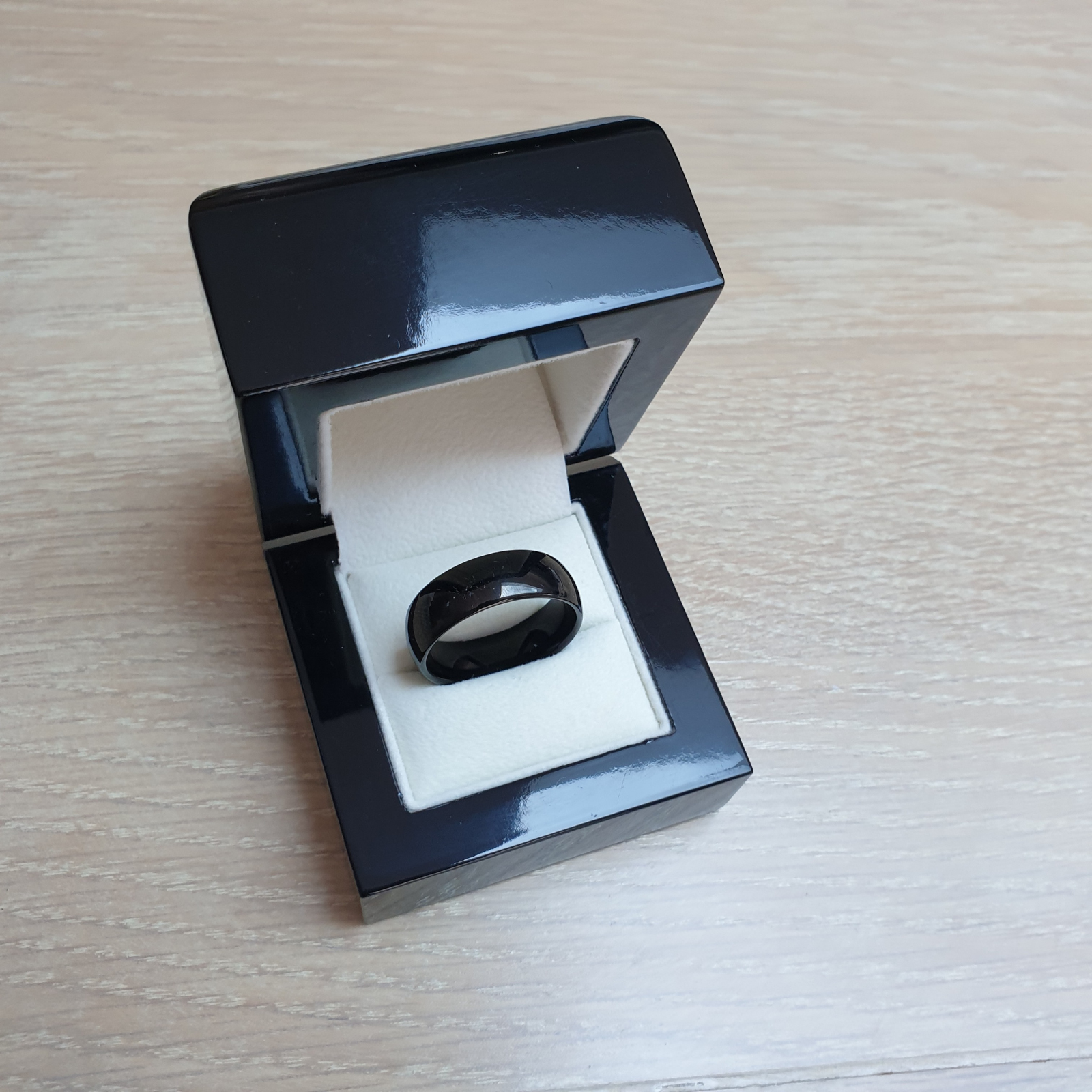 Black Wonder Ring Set