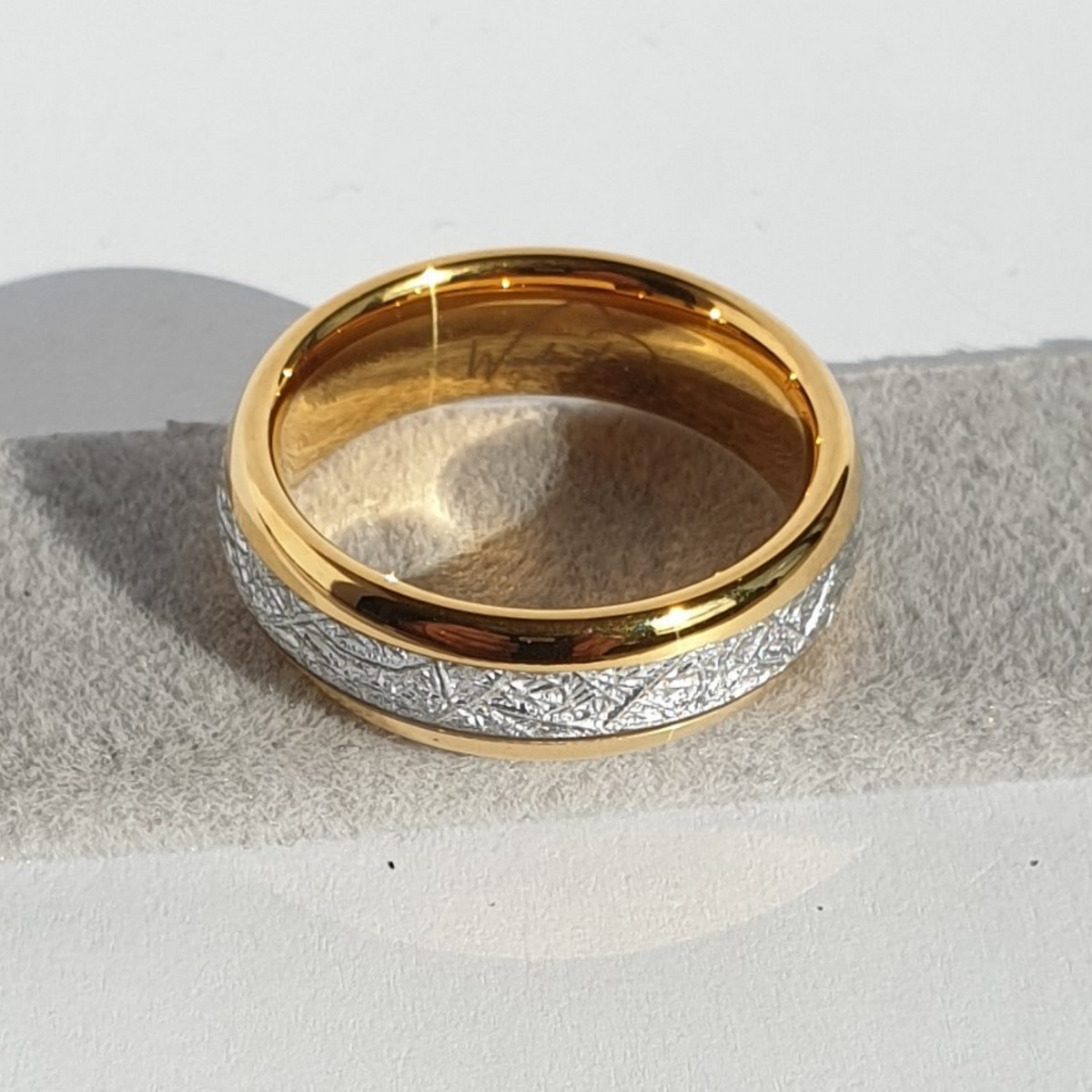 The Golden Steel 6mm Wonder Ring