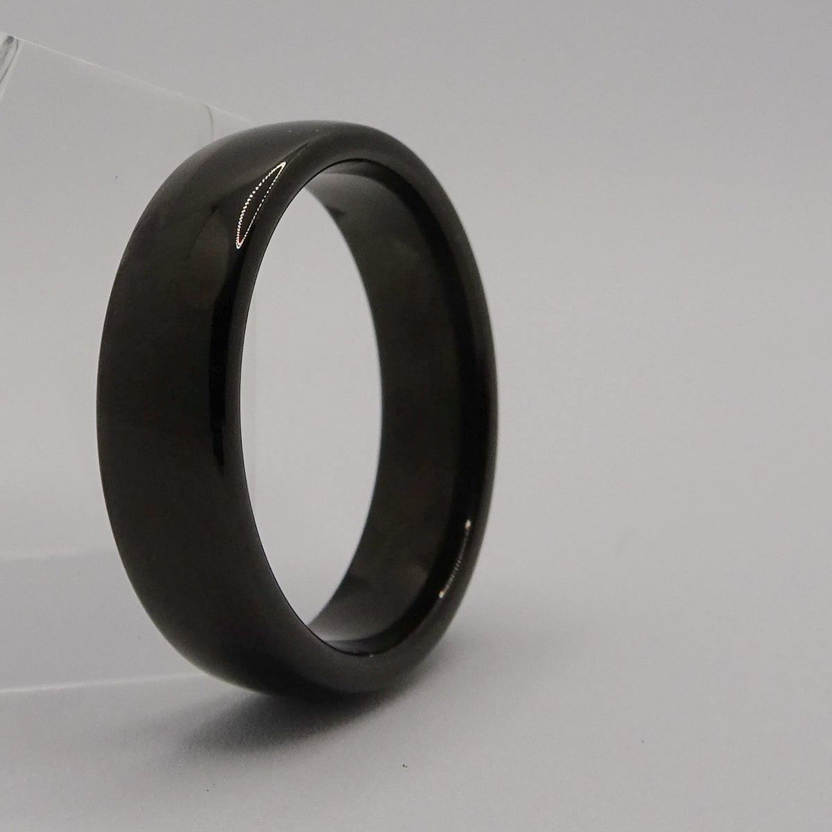 Black 6mm Wonder Ring