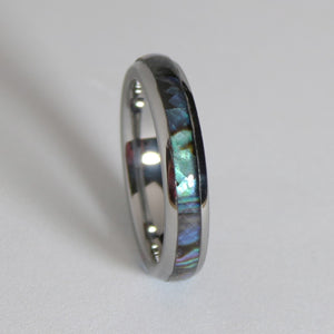 The Neptune 4mm Wonder Ring