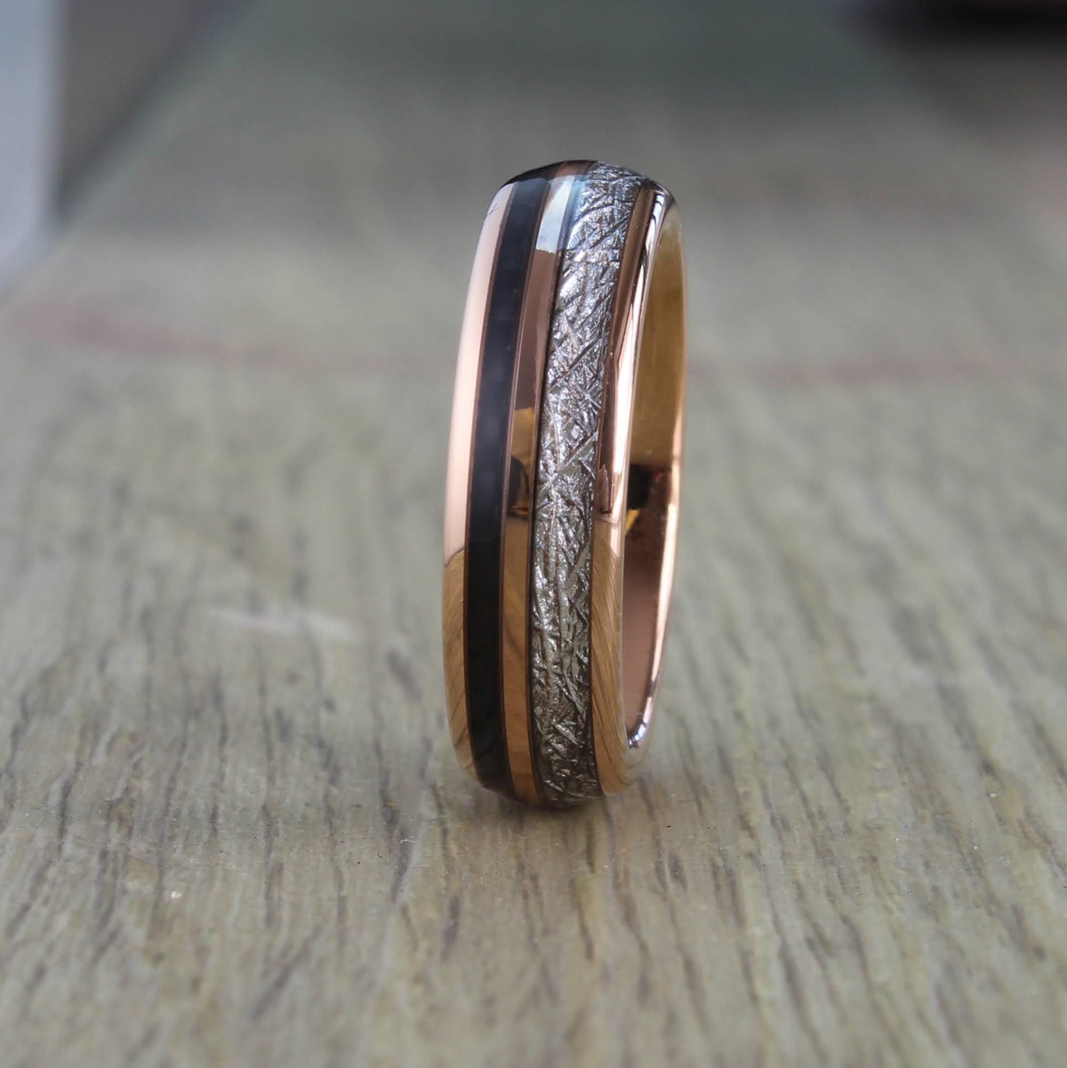 The Rosie Black 6mm Wonder Ring